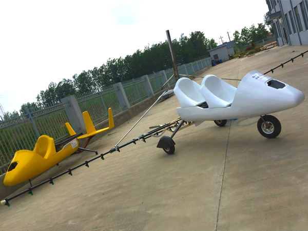 Rotorcraft spraying system